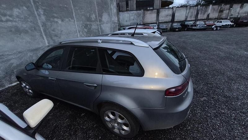 Usata Alfa Romeo 159 Progression 149 CV (109 kW) 2008 Argento Station wagon