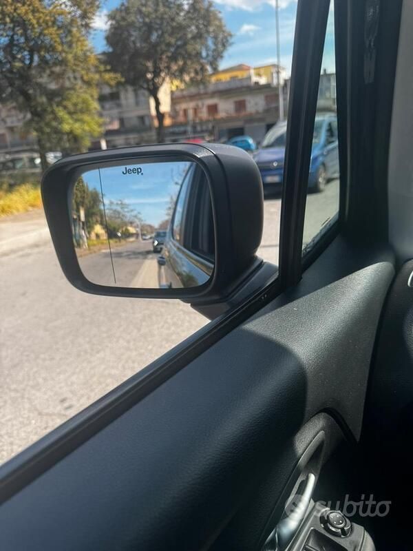 Usata Jeep Renegade 120 CV (88 kW) 2019 Grigio SUV