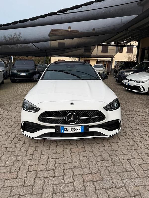 Usata Mercedes C220 AMG line 197 CV (144 kW) 2024 Bianco Berlina