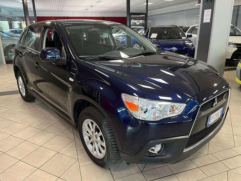 Usata Mitsubishi ASX Invite 150 CV (110 kW) 2013 Blu/azzurro SUV