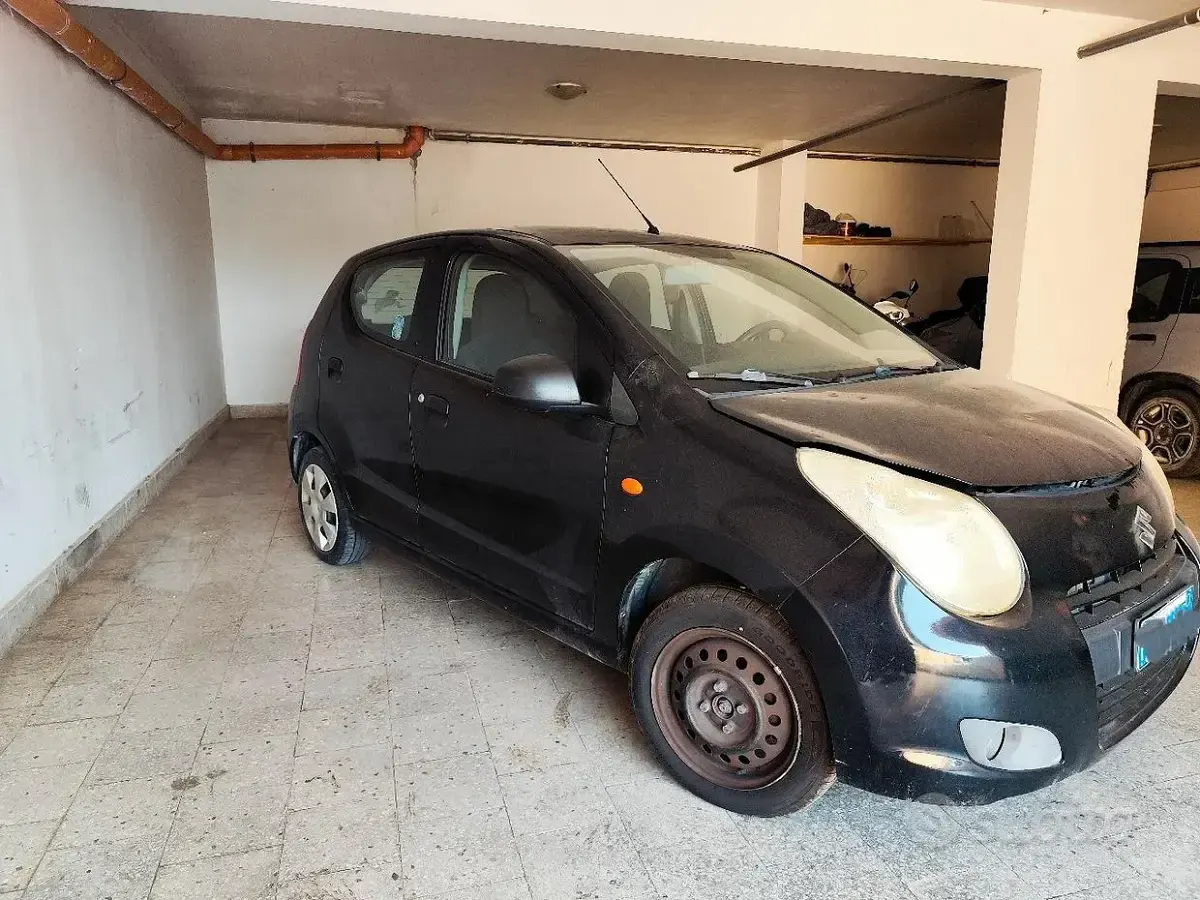 Usata Suzuki Alto 54 CV (39 kW) 2009 Nero Utilitaria