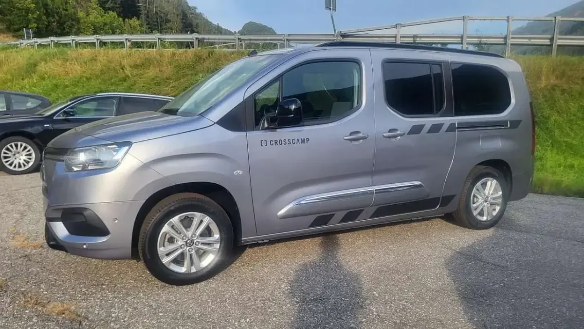 Usata Toyota Proace Verso 110 CV (80 kW) 2023 Nero Station wagon