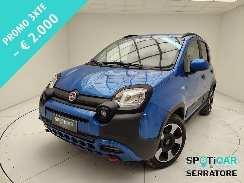 Usata Fiat Panda Cross Cross 69 CV (50 kW) 2024 Blu Utilitaria