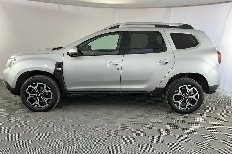 Usata Dacia Duster Prestige 116 CV (85 kW) 2020 Grigio SUV