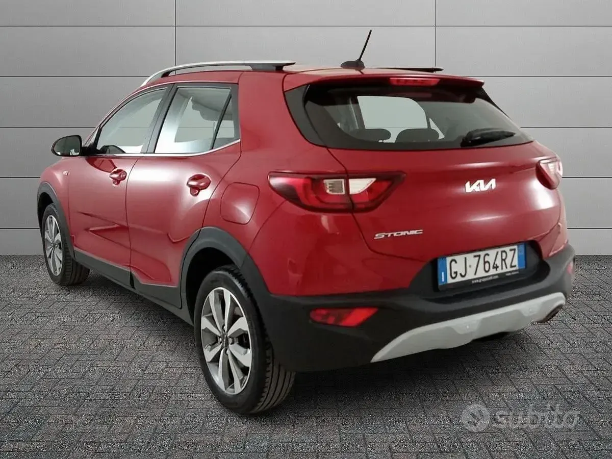 Usata Kia Stonic Style 84 CV (61 kW) 2022 Rosso SUV