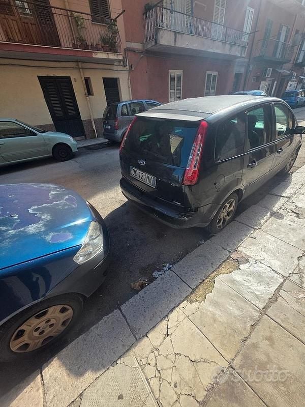 Usata Ford Focus Ghia 2006 Nero Berlina