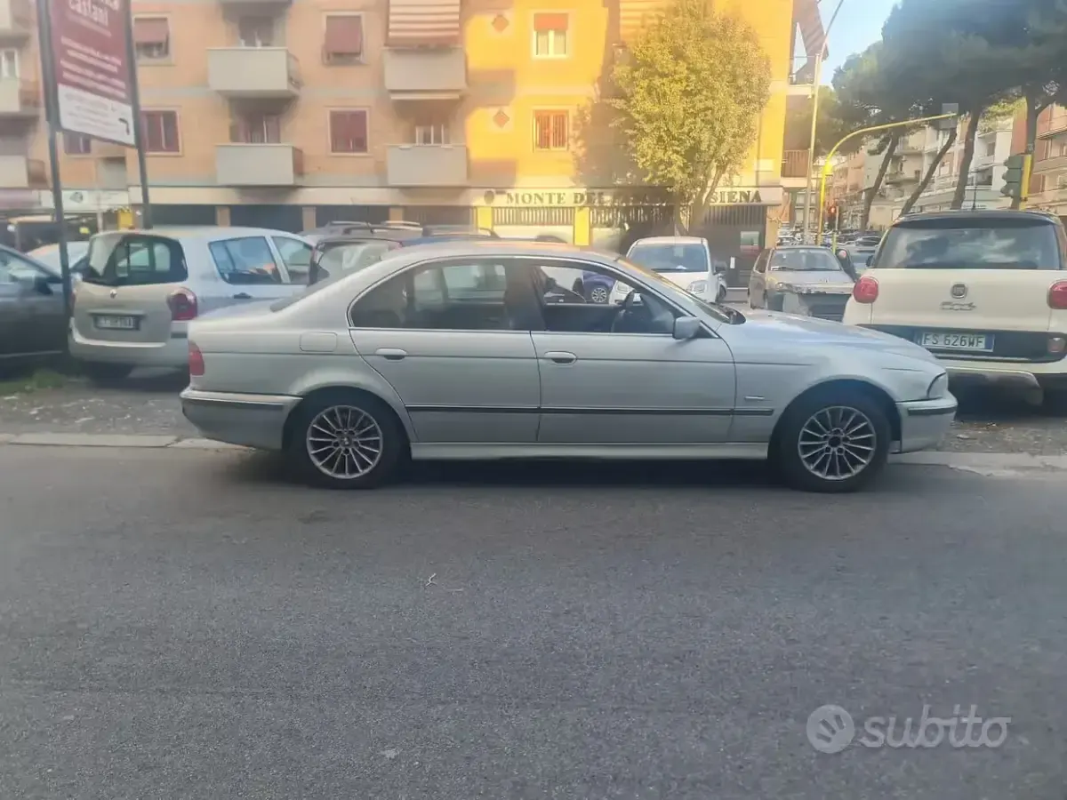 Usata BMW 520 150 CV (110 kW) 1996 Grigio Berlina