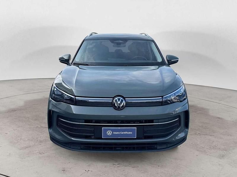 Usata VW Tiguan Edition 204 CV (150 kW) 2025 Verde SUV