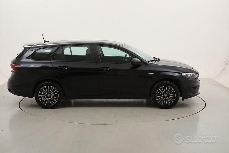 Usata Fiat Tipo 100 CV (73 kW) 2023 Nero Station wagon