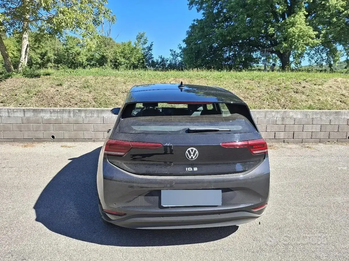 Usata VW ID.3 Pro 150 kW (204 CV) 2023 Nero Utilitaria