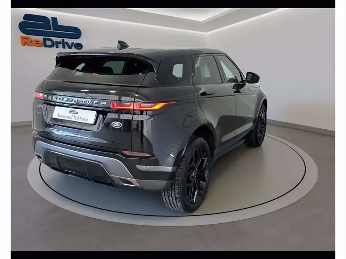 Usata Land Rover Range Rover evoque 163 CV (119 kW) 2022 Nero perla SUV