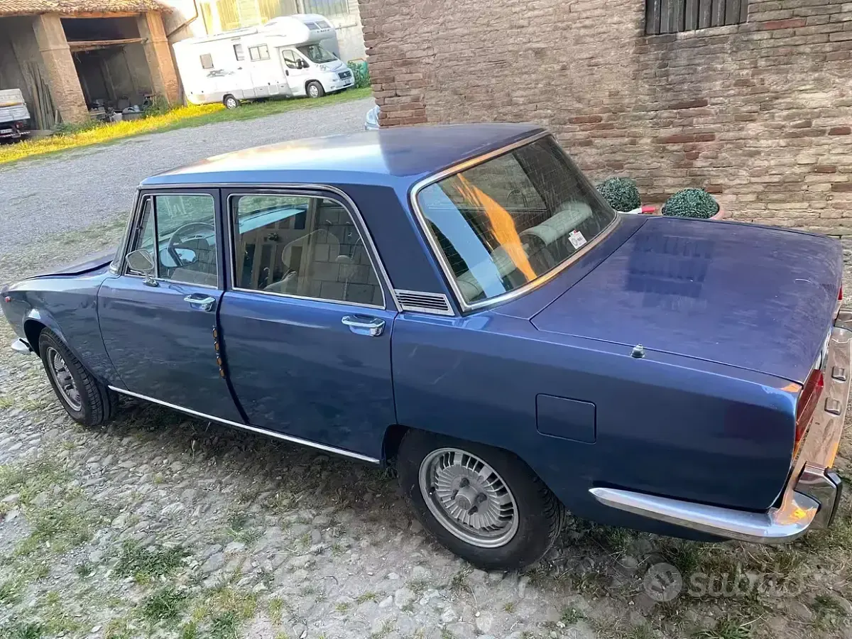 Usata Alfa Romeo 2000 1970 Bluazzurro Berlina