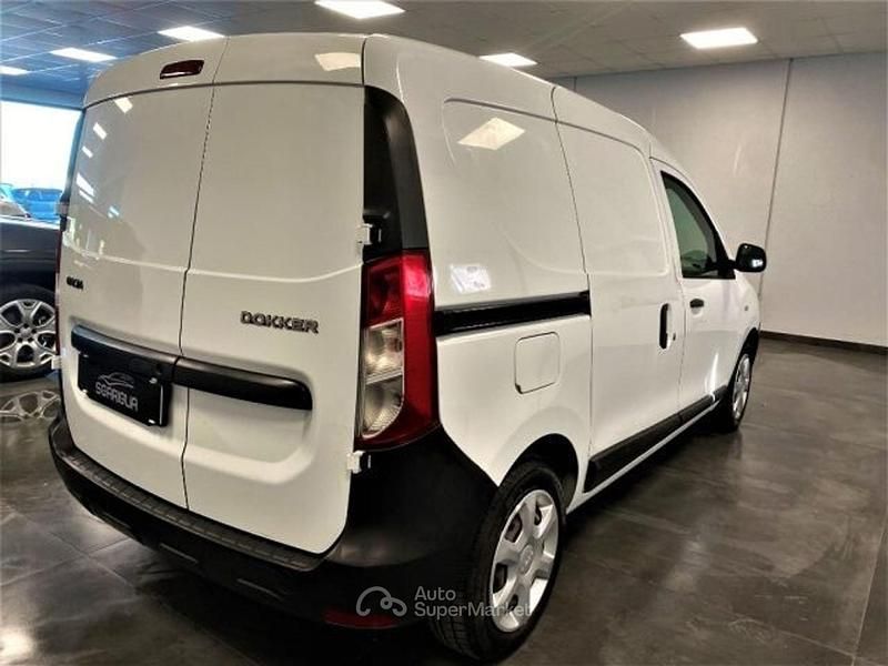 Usata Dacia Dokker Comfort 75 CV (55 kW) 2020 Bianco Monovolume