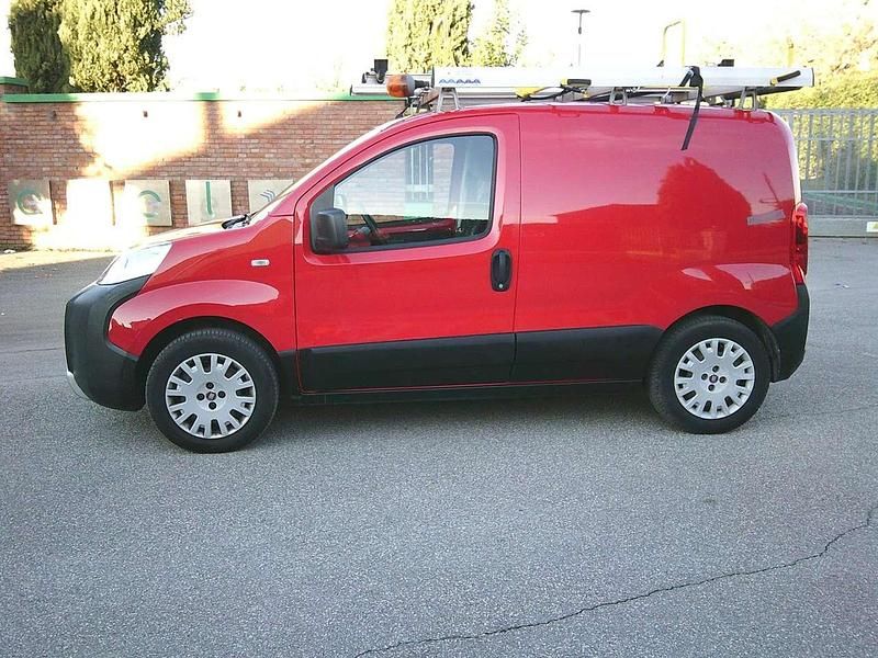 Usata Fiat Fiorino 95 CV (69 kW) 2016 Rosso Monovolume