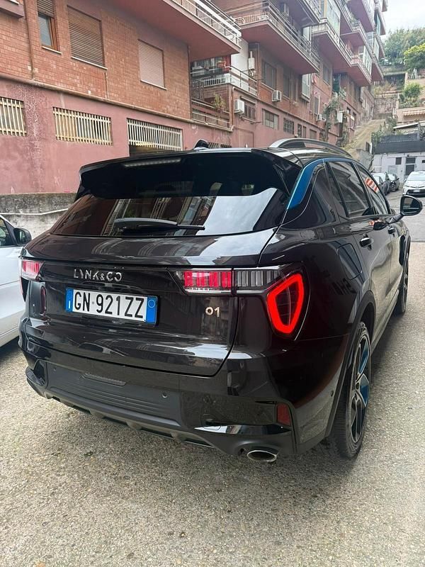 Usata Lynk & Co 01 179 CV (131 kW) 2023 Nero SUV