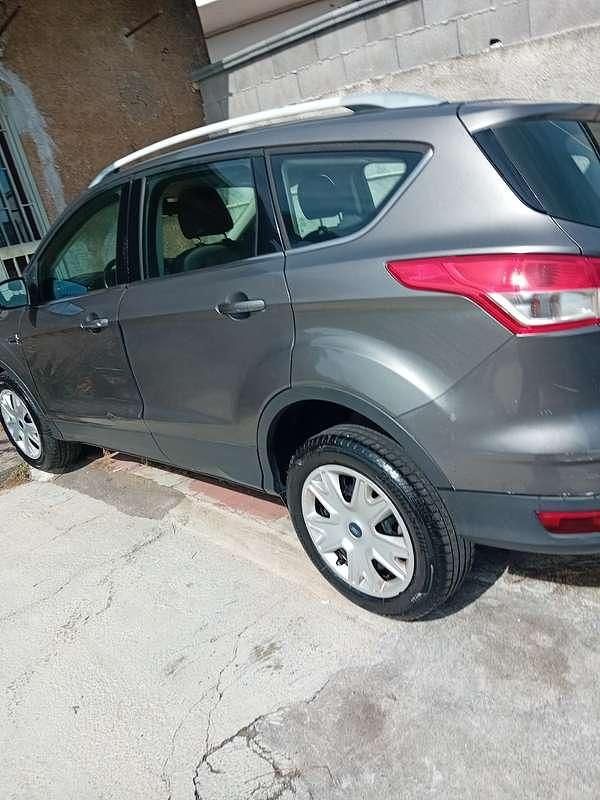 Usata Ford Kuga Business Edition 150 CV (110 kW) 2014 SUV