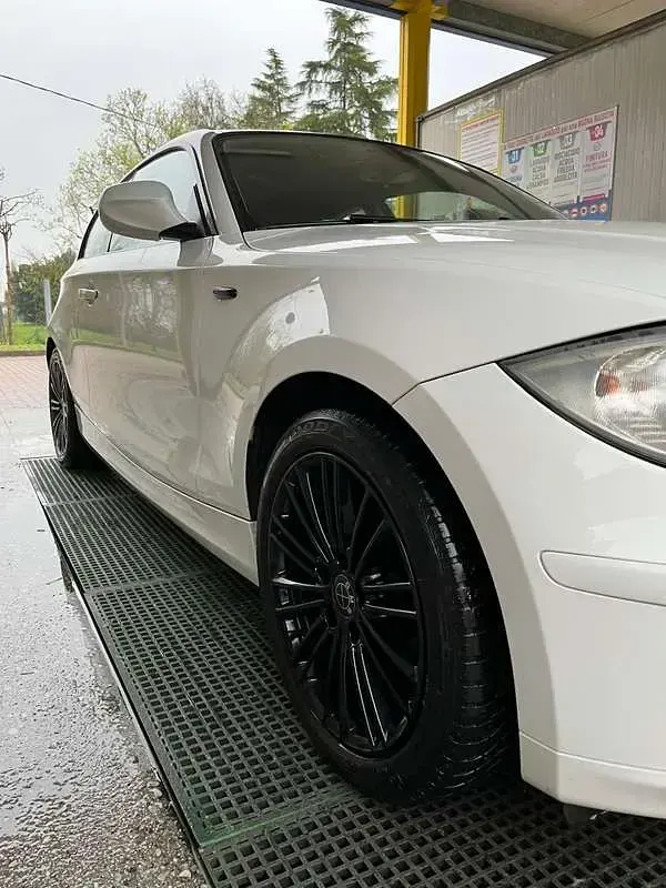 Usata BMW 116 116 CV (85 kW) 2011 Utilitaria