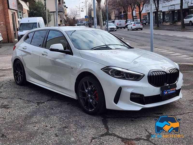 Usata BMW 118 M Sport 150 CV (110 kW) 2020 Bianco Utilitaria