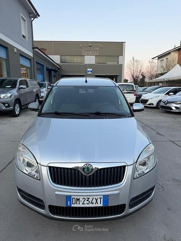 Usata Skoda Roomster 69 CV (50 kW) 2008 Argento Monovolume