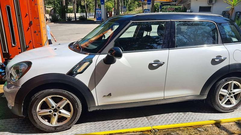 Usata Mini Cooper D Countryman 111 CV (81 kW) 2011 Bianco SUV