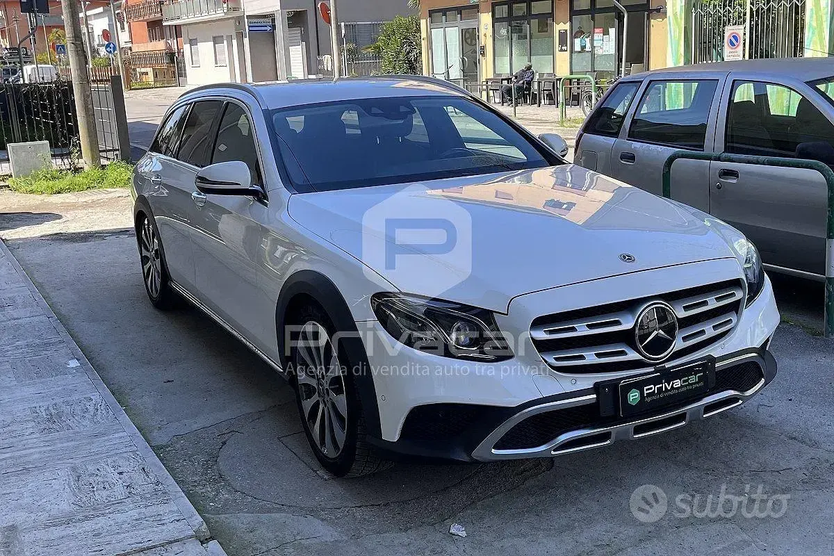 Usata Mercedes E220 194 CV (142 kW) 2018 Bianco Station wagon