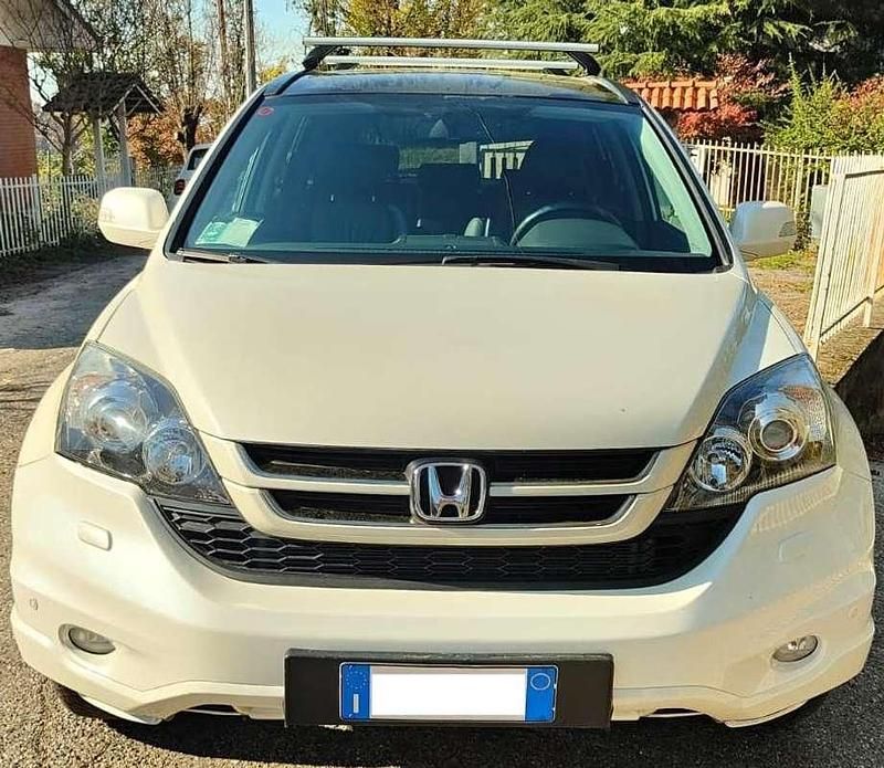 Bianco Usata 2010 Honda CR-V Exclusive SUV | 9500 € (Buon prezzo) - Immagine 1/4