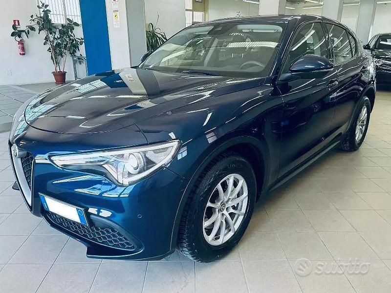 Usata Alfa Romeo Stelvio 200 CV (147 kW) 2019 Blu SUV