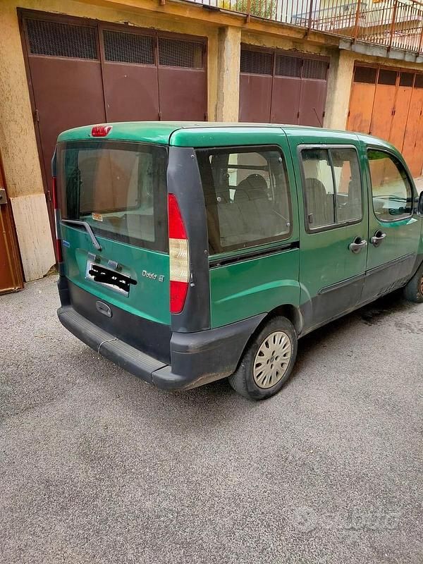 Usata Fiat Doblò 101 CV (74 kW) 2001 Verde Monovolume