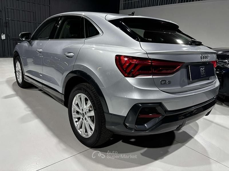 Usata Audi Q3 Sportback Business Plus 150 CV (110 kW) 2021 Argento SUV