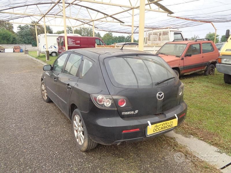 Usata Mazda 3 Active 90 CV (66 kW) 2008 Nero Berlina