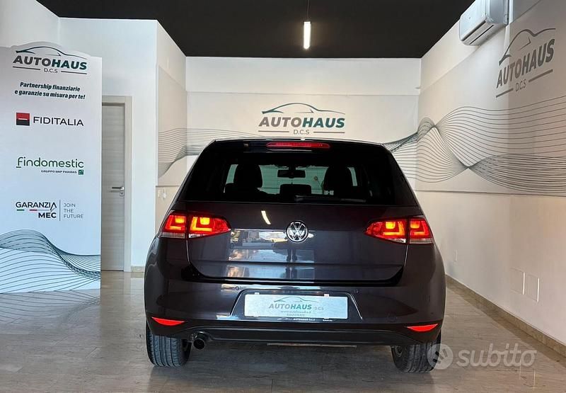 Usata VW Golf VII LOUNGE 110 CV (80 kW) 2015 Grigio Berlina