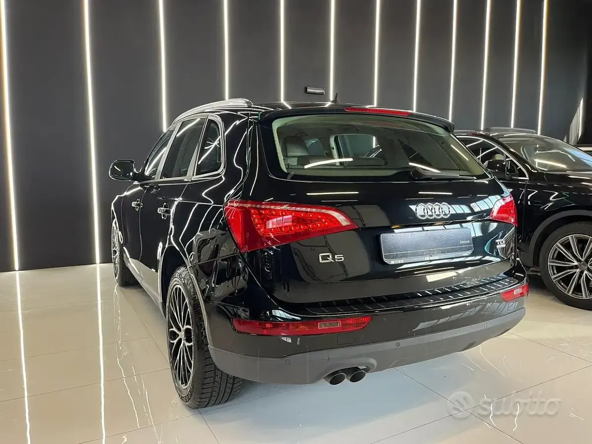 Usata Audi Q5 Prestige 170 CV (125 kW) 2010 Nero SUV