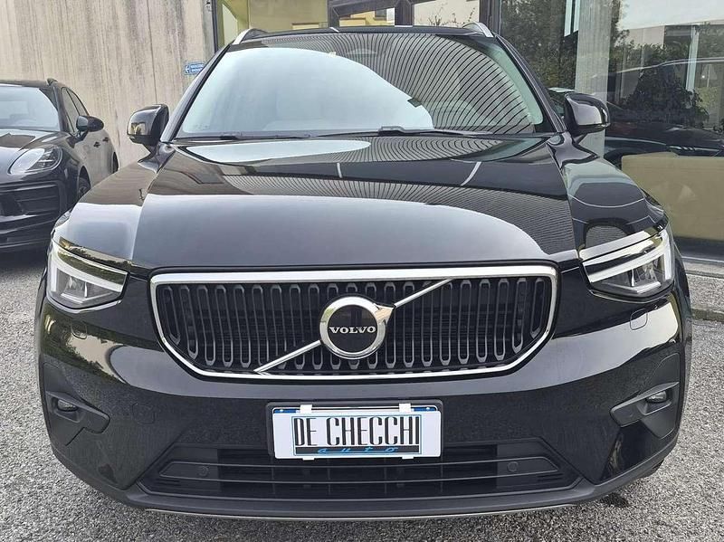 Usata Volvo XC40 Core 197 CV (144 kW) 2022 Nero SUV