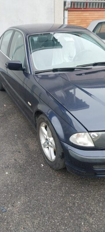 Usata BMW 320 Advantage 190 CV (139 kW) 2000 Blu/azzurro Berlina