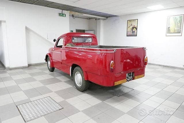 Usata Fiat 1100 1950 Rosso Utilitaria