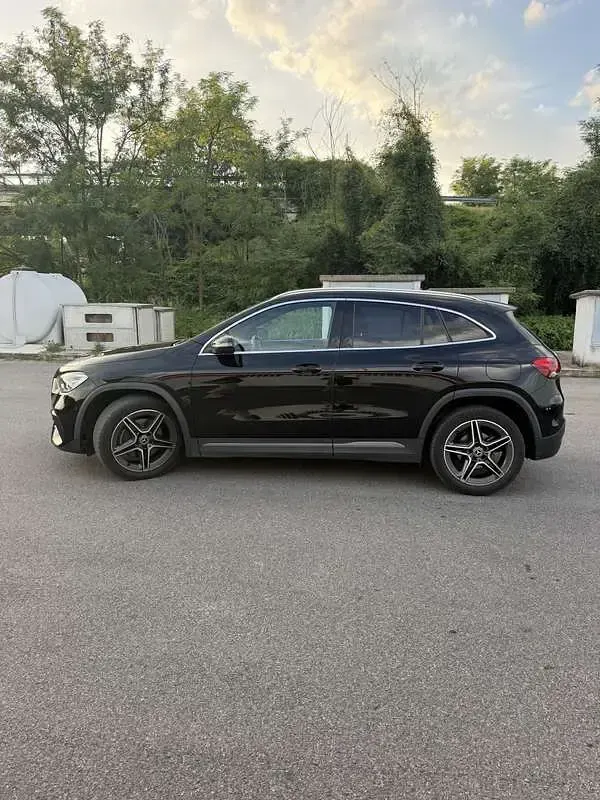 Usata Mercedes GLA200 150 CV (110 kW) 2021 SUV