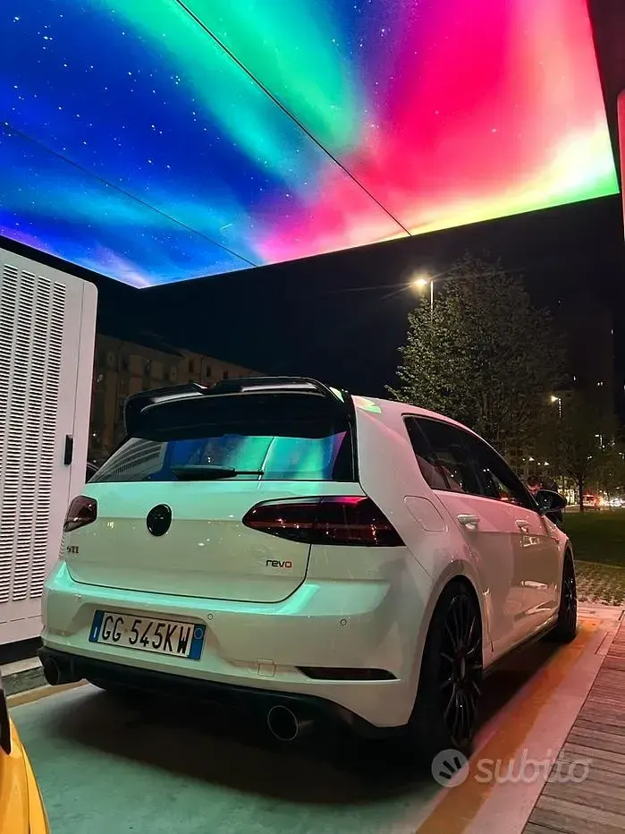 Usata VW Golf VIII GTI 245 CV (180 kW) 2021 Bianco Berlina