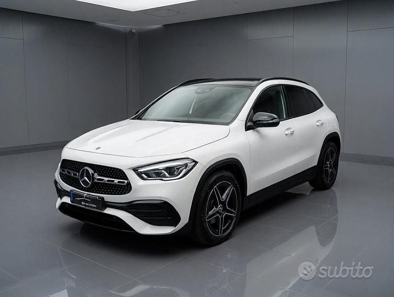 Usata Mercedes GLA200 Premium 149 CV (109 kW) 2022 Bianco SUV
