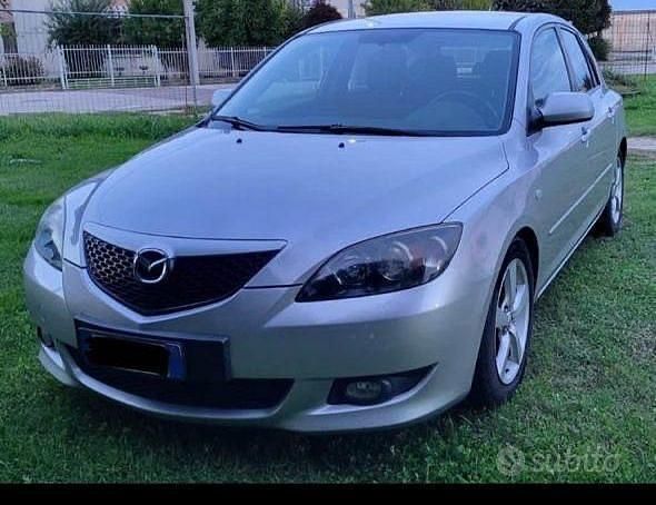 Grigio Usata 2005 Mazda 3 Tre volumi | 2700 € - Immagine 1/4