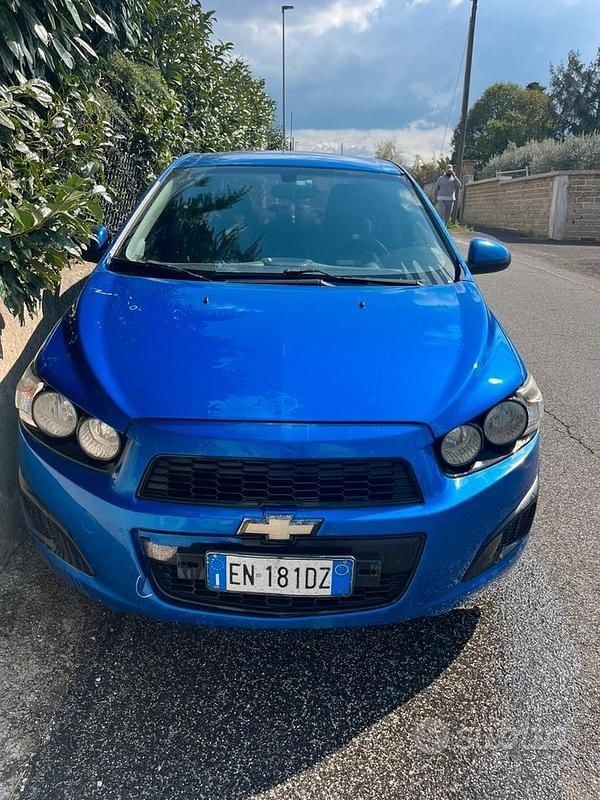 Usata Chevrolet Aveo LT 86 CV (63 kW) 2011 Blu Berlina