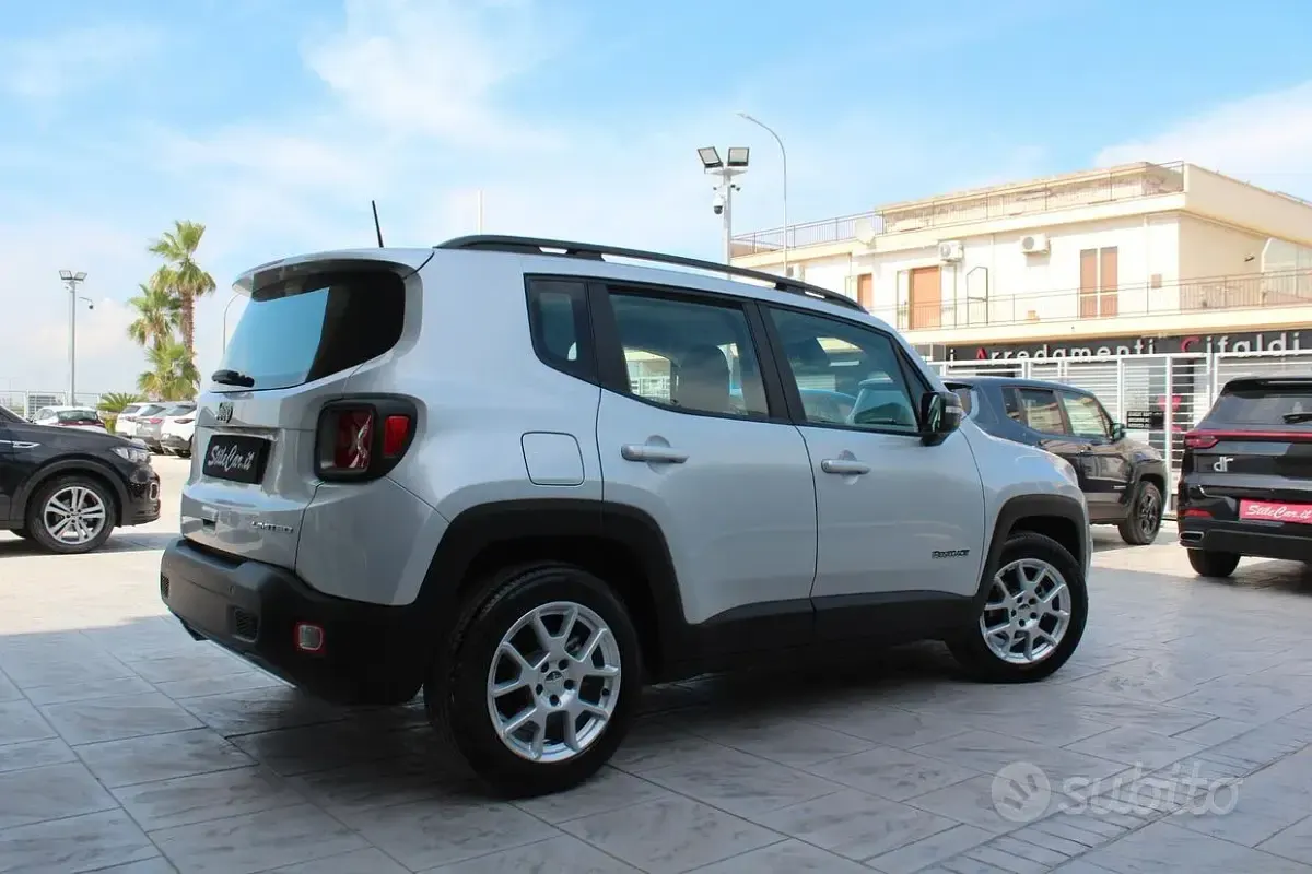 Usata Jeep Renegade Limited 131 CV (96 kW) 2021 Grigio SUV