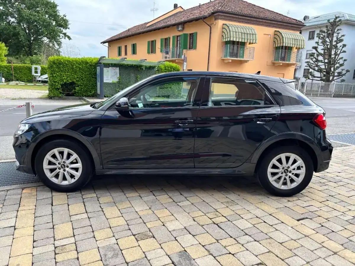 Usata Audi A1 Ambiente 95 CV (69 kW) 2021 Nero mythos SUV