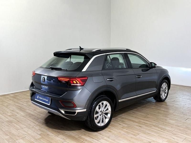 Usata VW T-Roc Style 116 CV (85 kW) 2025 Indium grey SUV