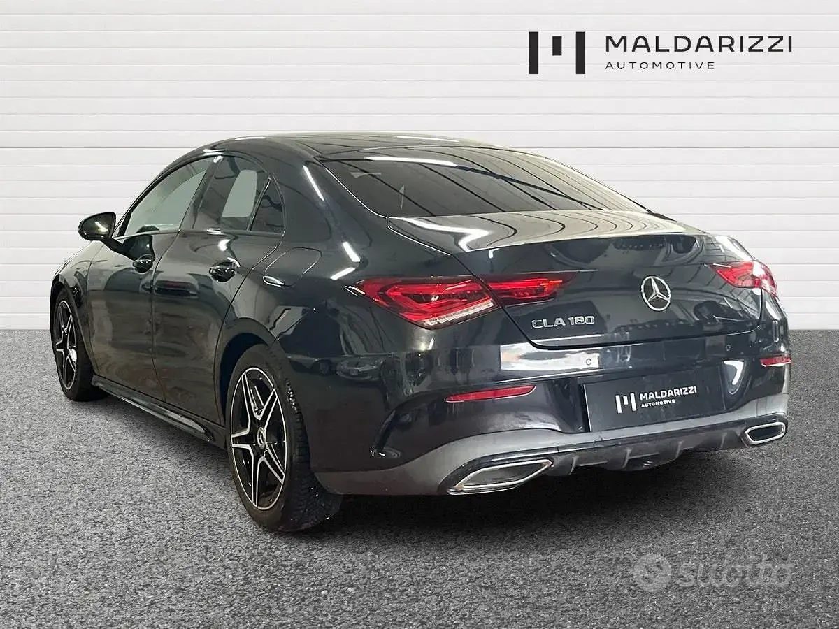 Usata Mercedes CLA180 Premium 116 CV (85 kW) 2020 Nero Berlina