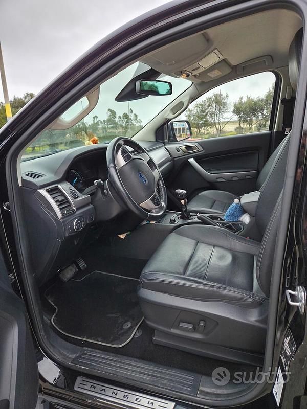 Usata Ford Ranger 170 CV (125 kW) 2022 Nero Pick-up