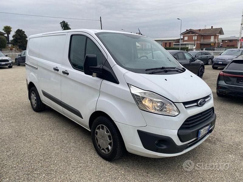 Usata Ford Transit Custom Trend 131 CV (96 kW) 2017 Bianco Furgone
