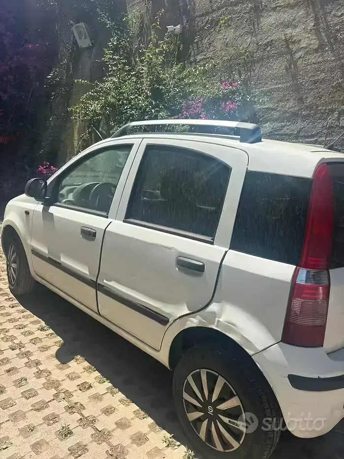Usata Fiat Panda 69 CV (50 kW) 2006 Utilitaria