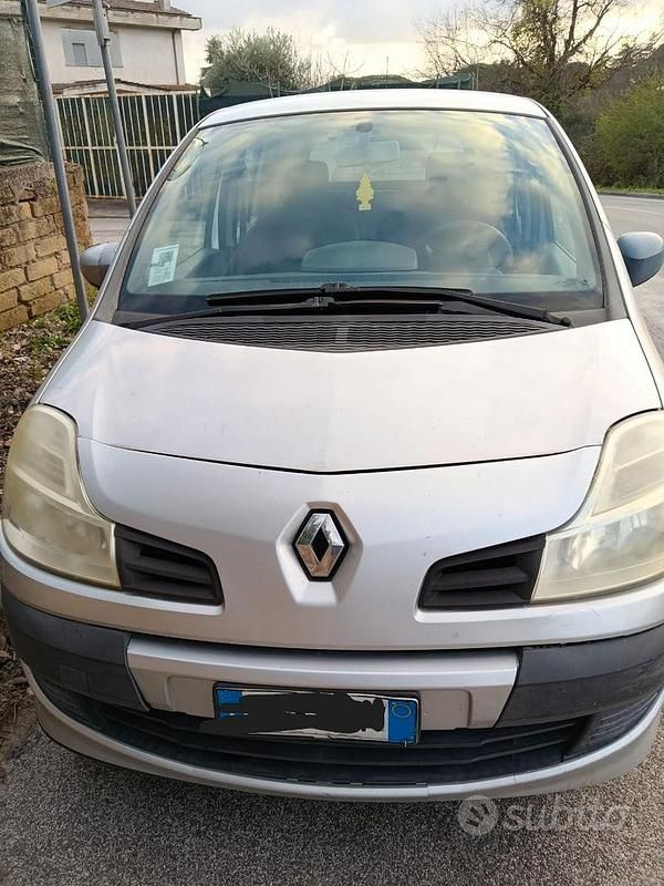 Usata Renault Modus 2009 Grigio Monovolume