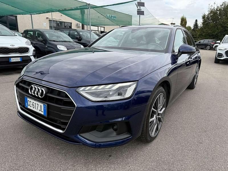 Blu/azzurro Usata 2020 Audi A4 Advanced Station wagon | 22.500 € (Cara) - Immagine 1/4