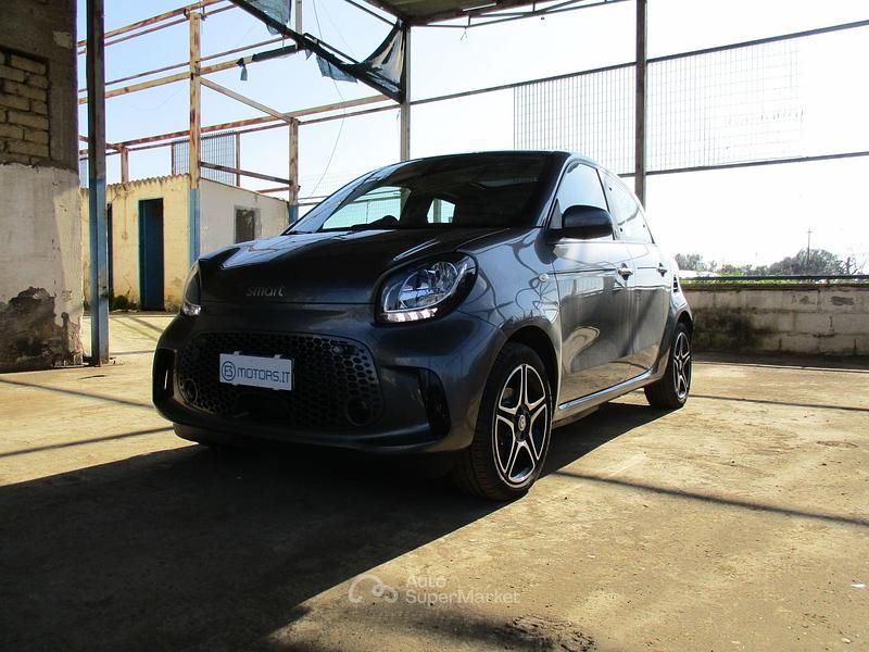 Usata Smart ForFour Electric Drive Pulse 41 kW (56 CV) 2020 Gray Berlina